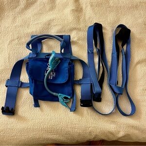 Kid’s launch pad learning ski leash and ski wedge connector